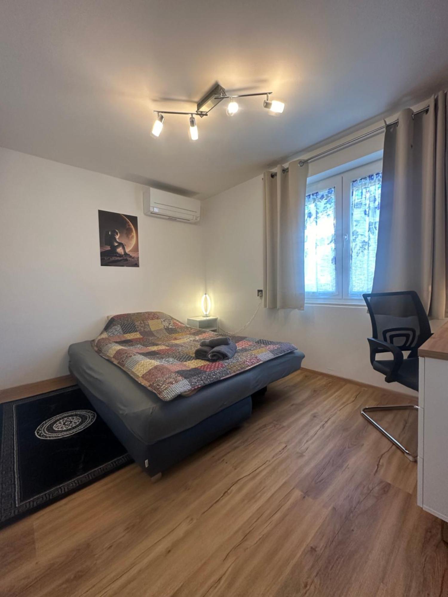 Villa Anthony Ровінь Екстер'єр фото