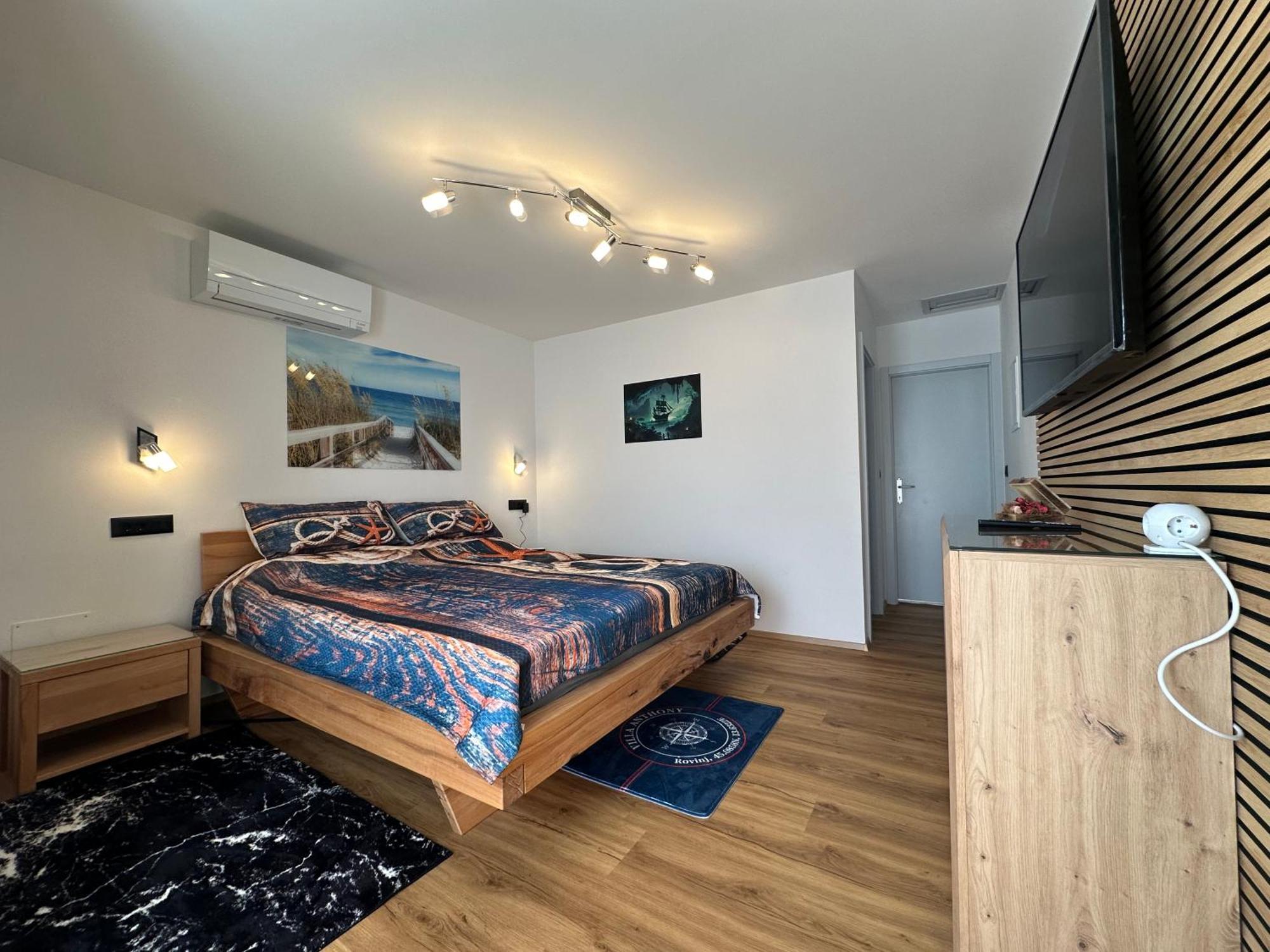Villa Anthony Ровінь Екстер'єр фото