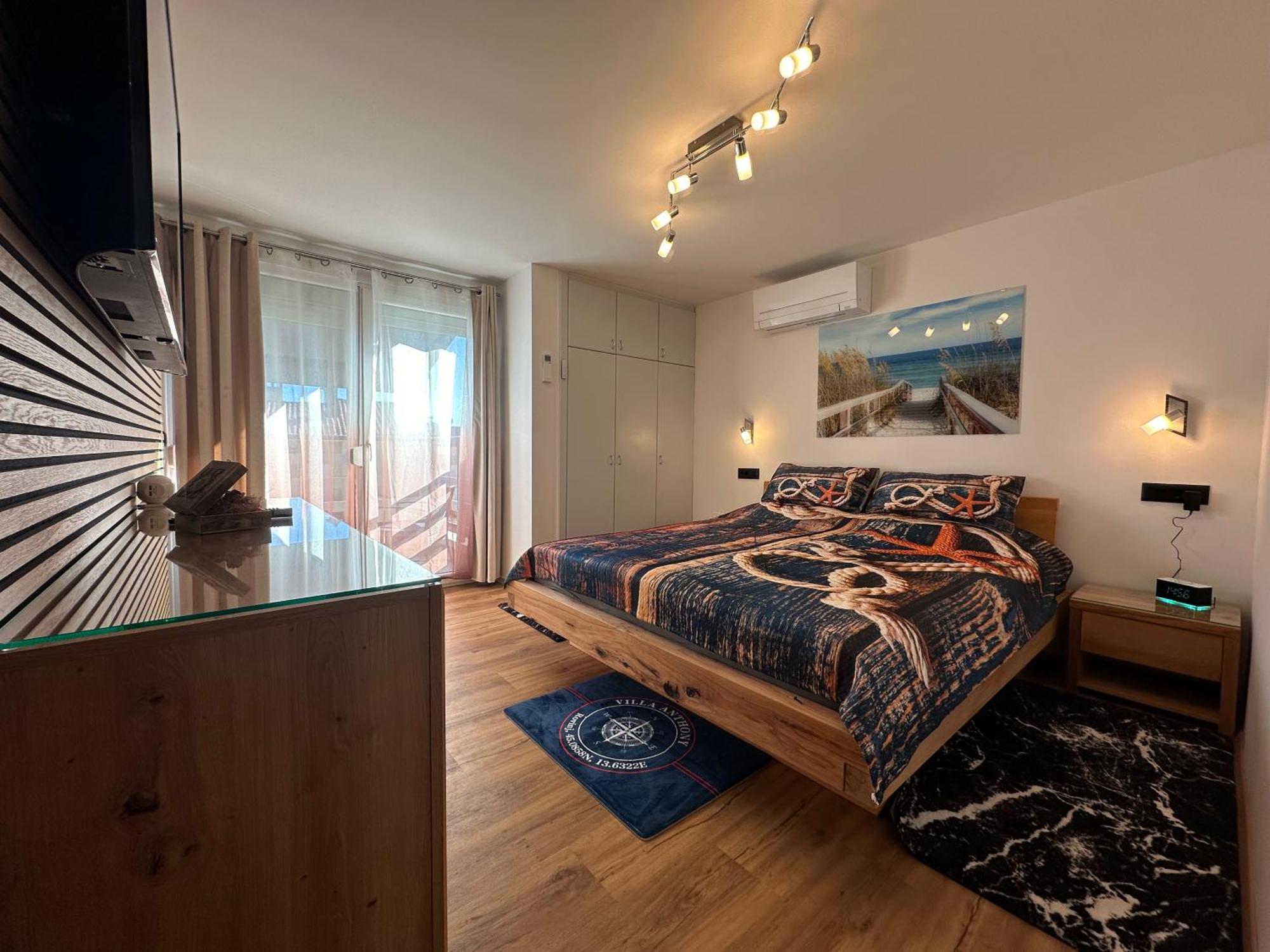 Villa Anthony Ровінь Екстер'єр фото